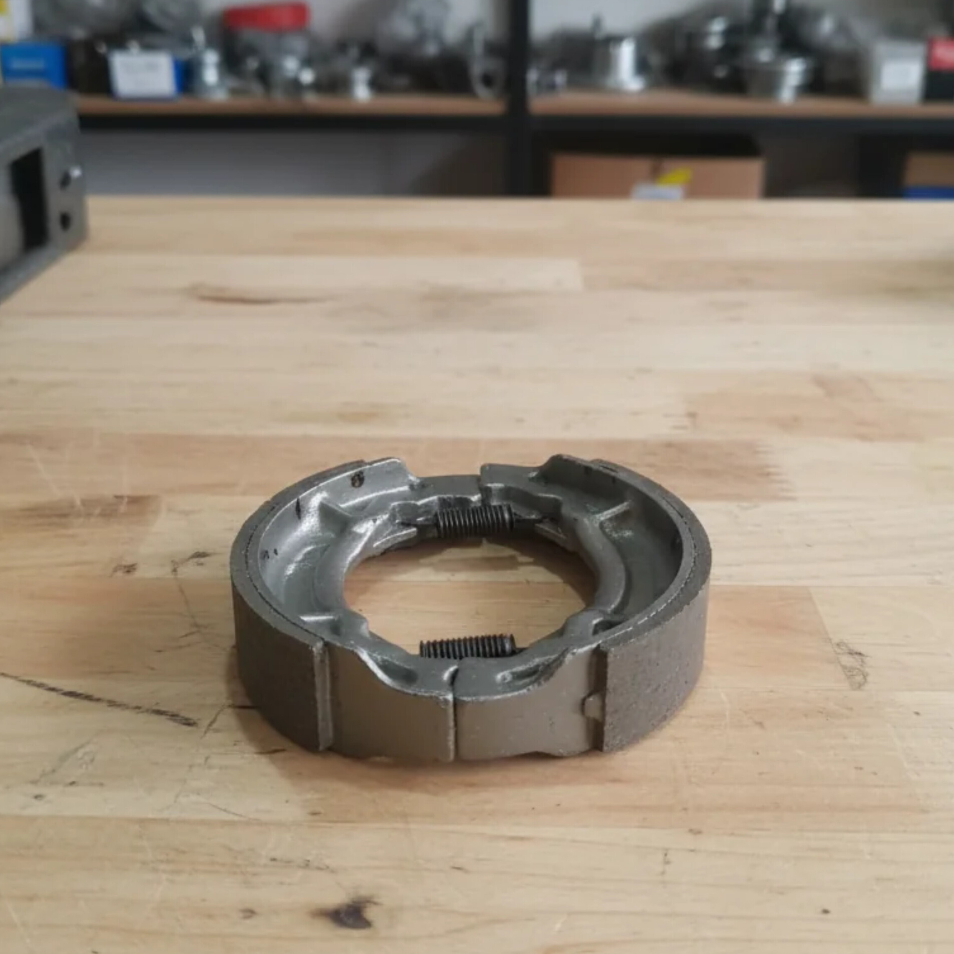 لنت جلو سوزوکی لتس 4