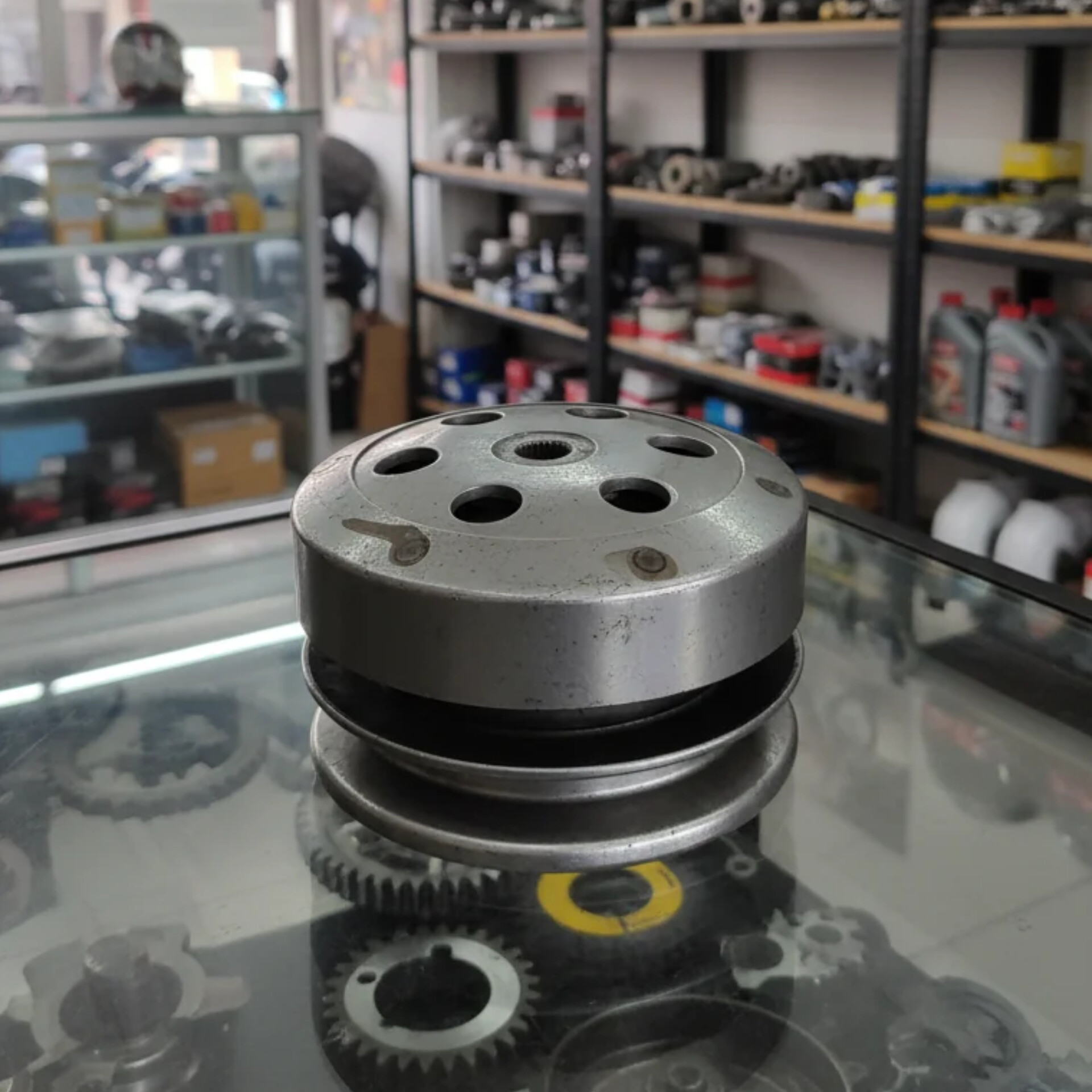 فولی عقب اسکوپی (پولی عقب)