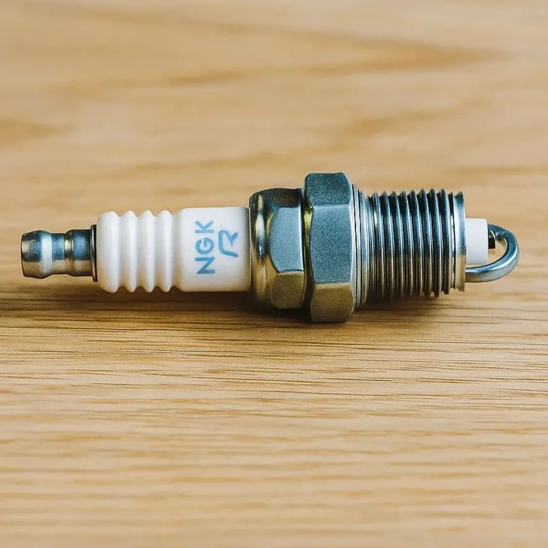 شمع پاکشتی پایه بلند (چینی)