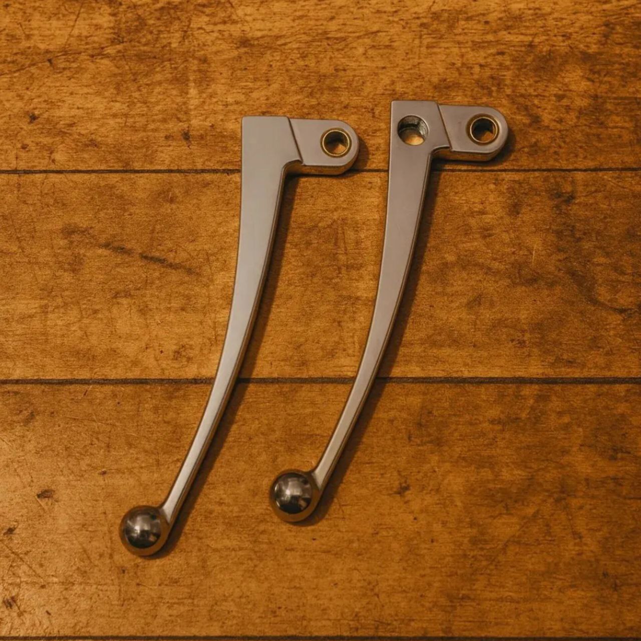 کتی ترمز سوزوکی لتس 4